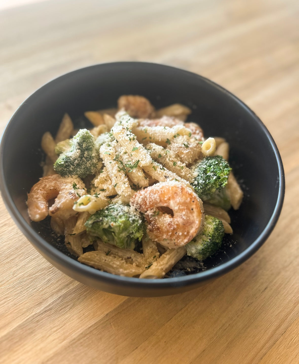 Cheesy Alfredo Shrimp Pasta