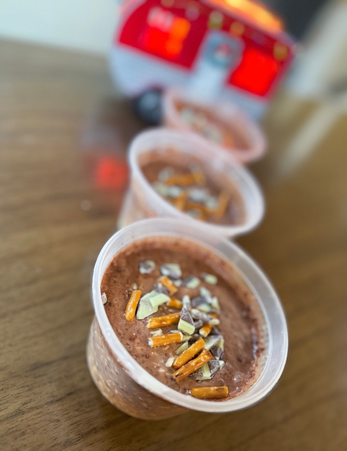 Pretzel & mint chocolate overnight oats