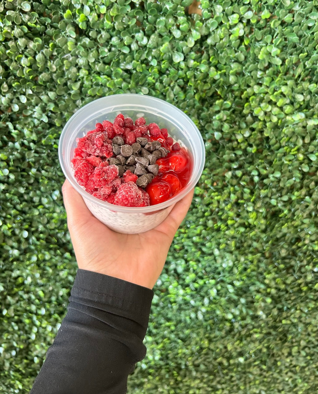 Winter Berry & Pomegranate Chia Pudding