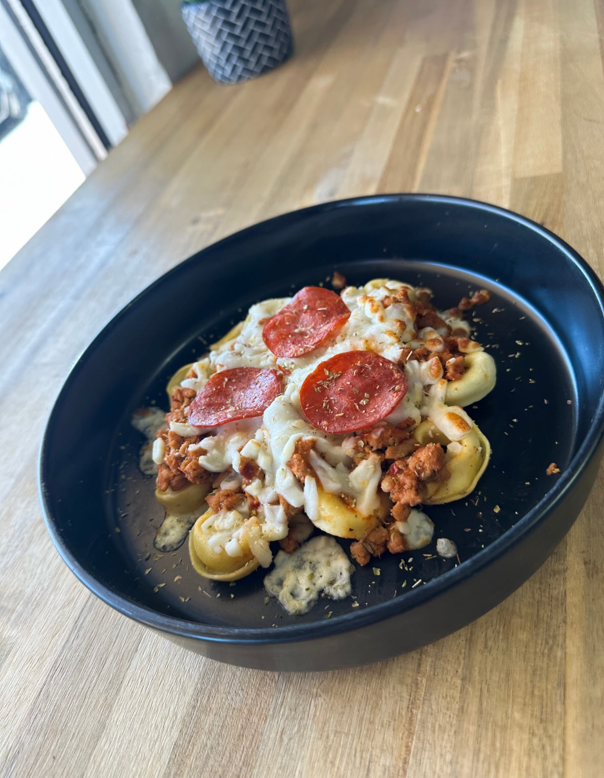 Tortellini turkey pizza